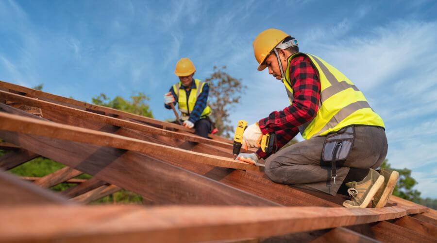 Expert flood damage restoration services in South Hutchinson, KS